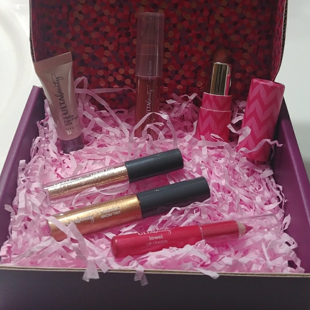 Ulta Beauty Set NWT